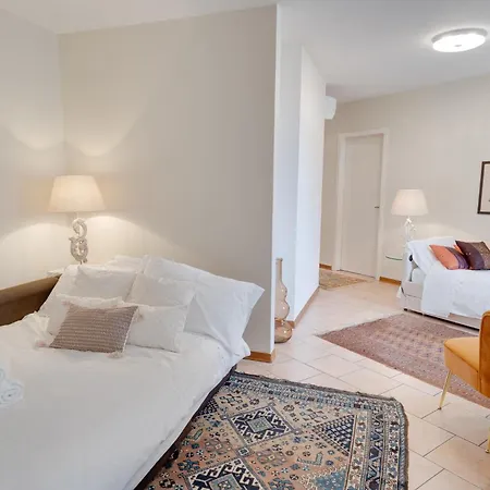 San Michele Apartment -2 Minutes To Piazza Unita City Centre Triest Exterior foto