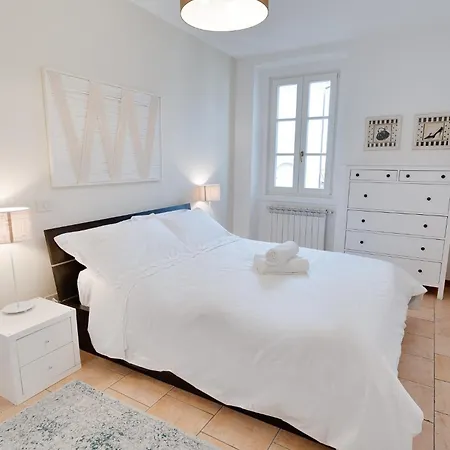San Michele Apartment -2 Minutes To Piazza Unita City Centre Triest Exterior foto